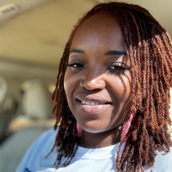 Meet your Posher, Markesha - Picture 3 of 6